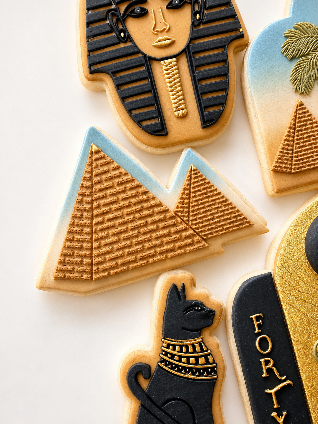 Egyptian Pyramids Cutter